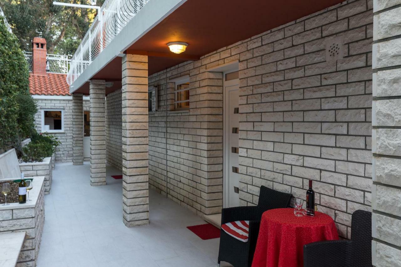 Lile Apartmán