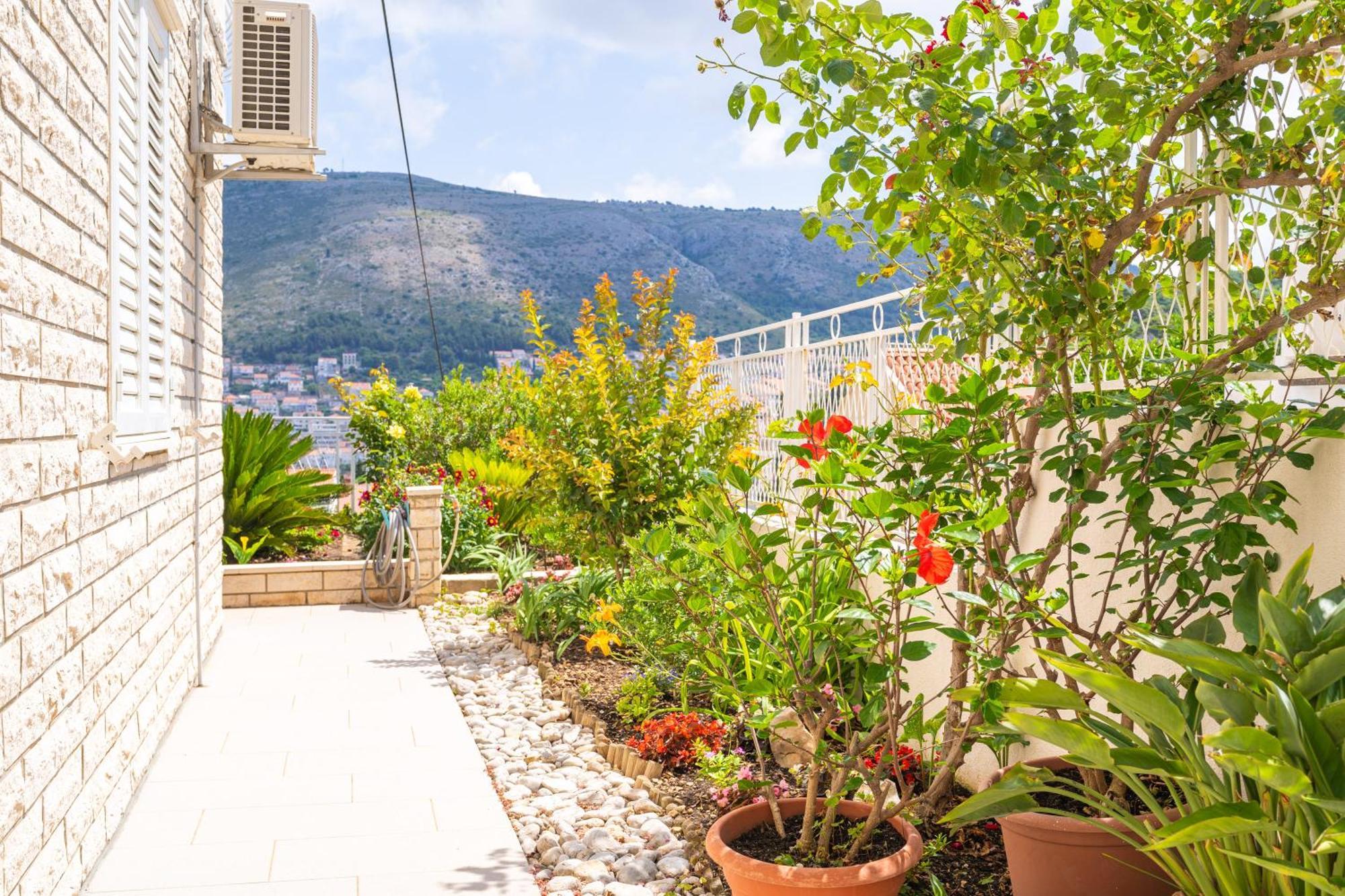 Lile Apartma