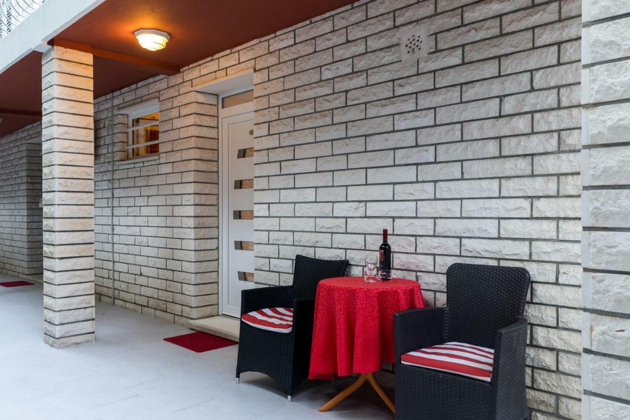 Lile Apartma